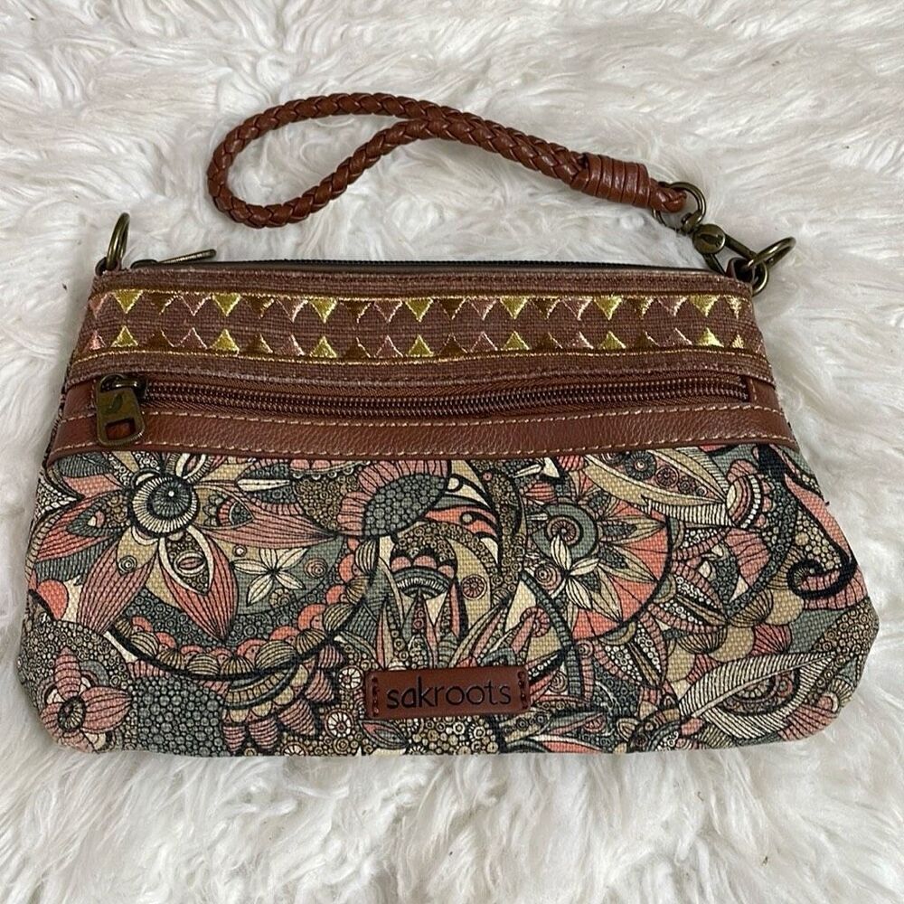 SAKROOTS Floral Wristlet Purse Handbag Braided Strap 10” W x 6 1/2”L